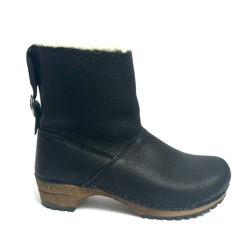 Sanita Womens Silkan Boot Black Leather, Size EUR 39 M, US 8 M